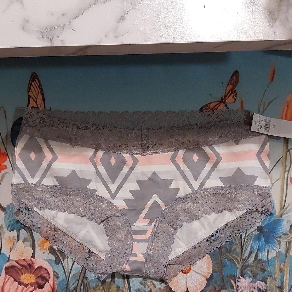 Gray And Pink Print Aerie Boyshort With Lace Details